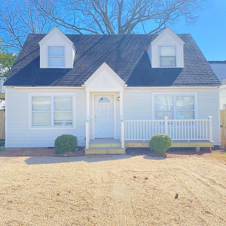 Upstairs 1Br Beach Apartment In The Heart Of The Vibe District 5 Minute Stroll To Beach 1480 Virginia Beach Exterior foto