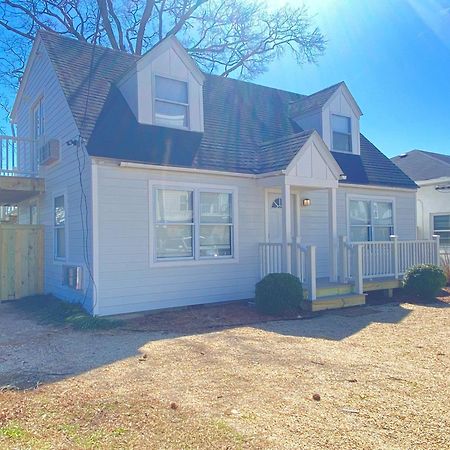 Upstairs 1Br Beach Apartment In The Heart Of The Vibe District 5 Minute Stroll To Beach 1480 Virginia Beach Exterior foto